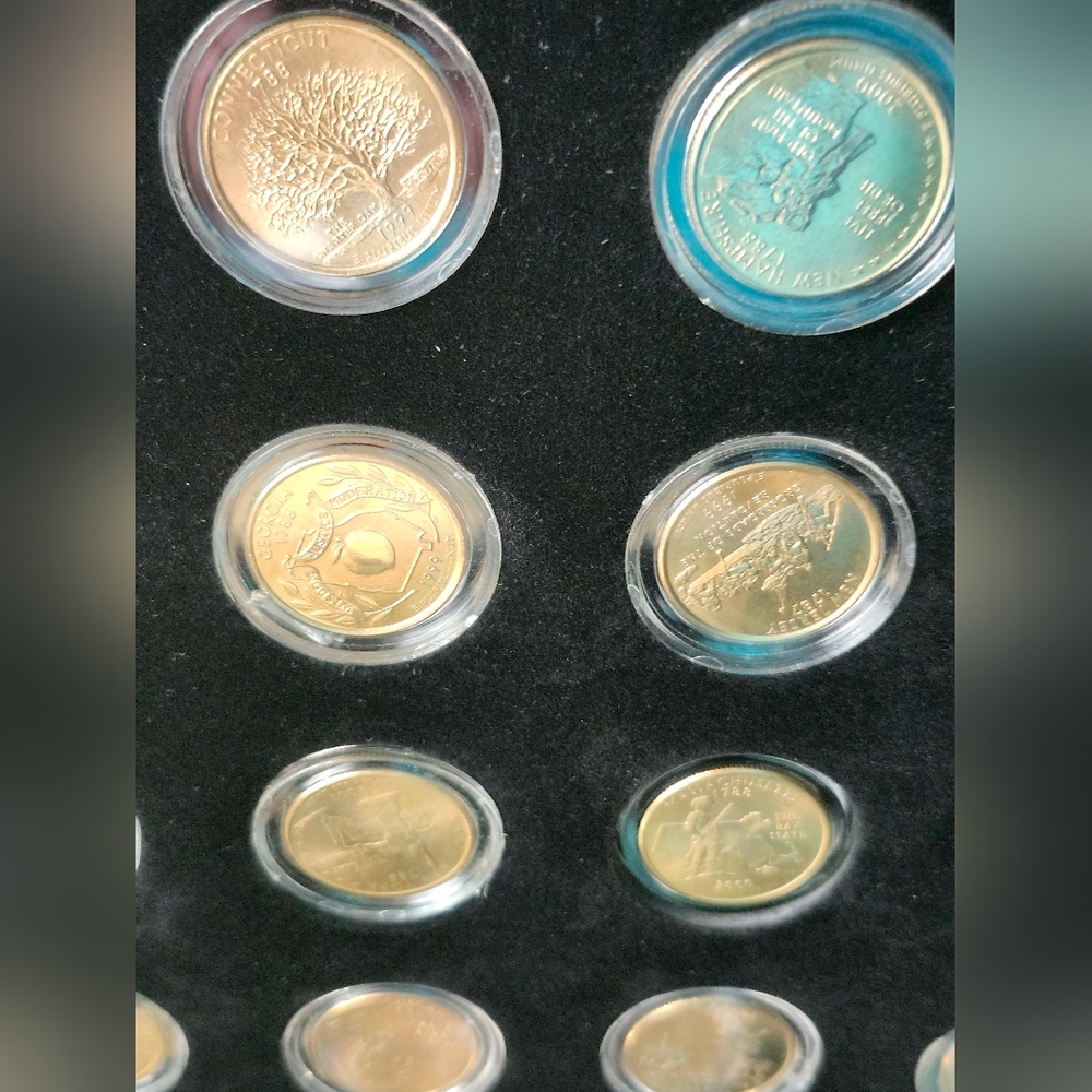 24kt. Gold Plated State Quarter Set Phiadelphis Mint In Display Case - Picture 7 of 14